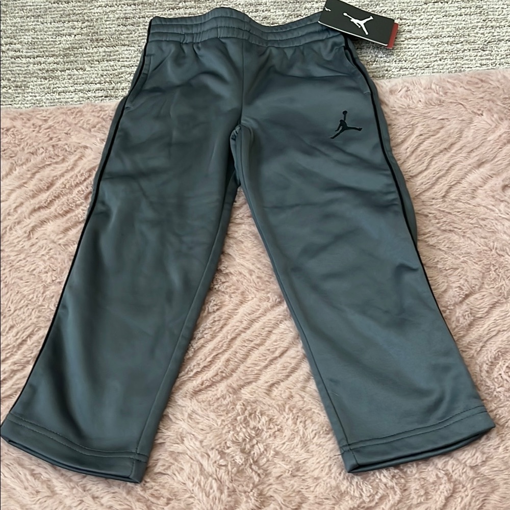 Jordan Kids Gray Bottoms
